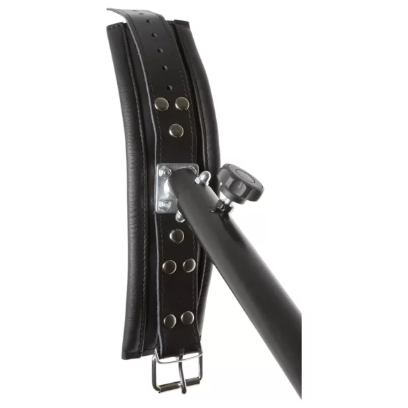 ZADO - crna šipka za zadržavanje nogu